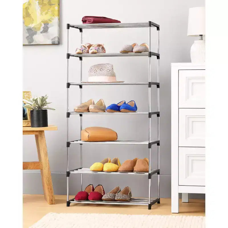Scarpiera a 7 livelli Whitmor Argento: Struttura in acciaio e plastica, Contiene 14 paia, Autoportante, 106,7 cm A x 50 cm L x 25,6 cm P