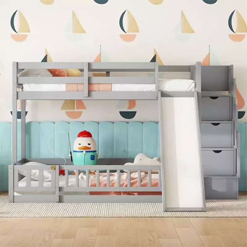 Letto a castello per bambini Twin Over Full, struttura in legno con scalini e scivolo, sponde di sicurezza alte, robuste doghe di legno di supporto, non è necessario il materasso a molle