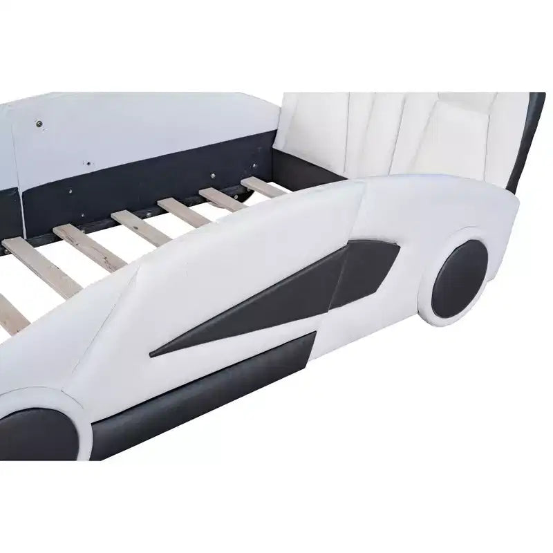 Letto a piattaforma a forma di auto da corsa per bambini in legno, con LED e schienale imbottito