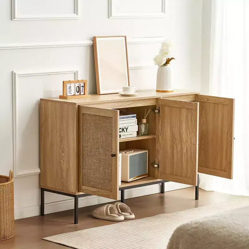 Mobiletto in Rattan, Mobile Credenza in Rattan con 3 Ante Magnetiche e Ripiani Regolabili, Credenza a Buffet per Ingresso, Corridoio