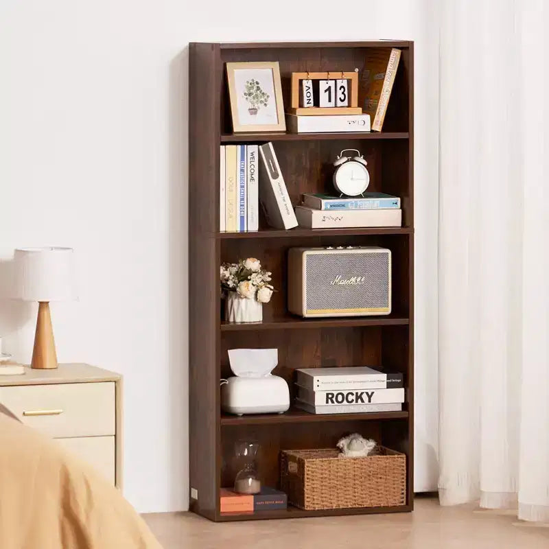 Libreria Stretta in Legno a 5 Ripiani, Alta 134 cm, Scaffale Aperto Regolabile, Autoportante, per Camera da Letto/Soggiorno/Ufficio/Biblioteca, Marrone