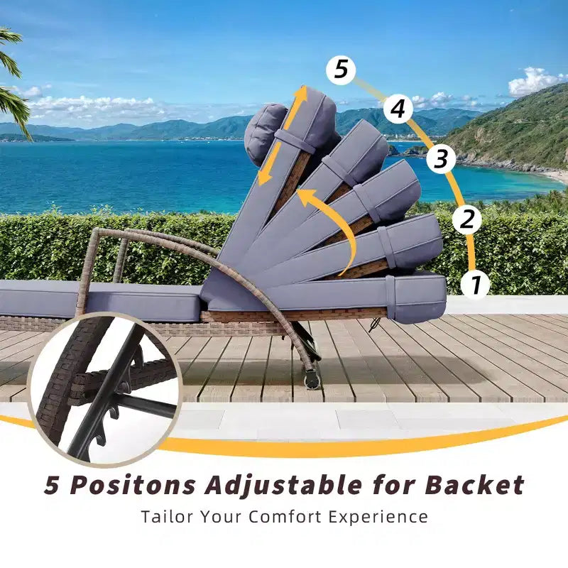 Set di 2 sdraio da esterno in rattan, pieghevoli, con schienale regolabile a 5 posizioni, con cuscino e poggiatesta, per patio e piscina