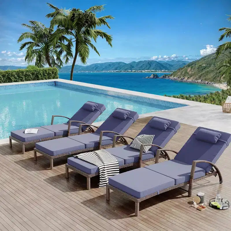 Set di 2 sdraio da esterno in rattan, pieghevoli, con schienale regolabile a 5 posizioni, con cuscino e poggiatesta, per patio e piscina