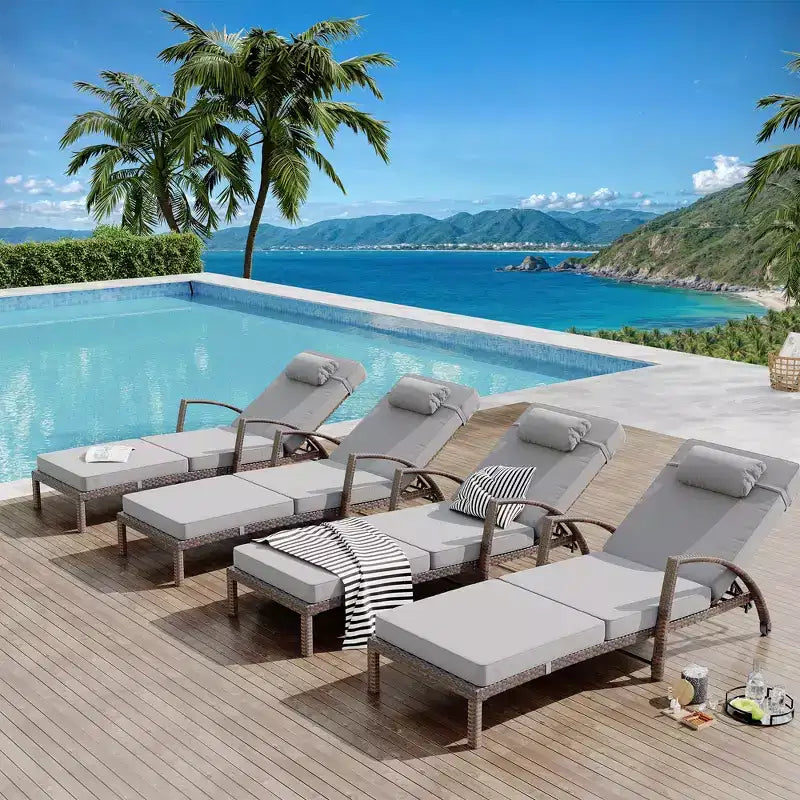 Set di 2 sdraio da esterno in rattan, pieghevoli, con schienale regolabile a 5 posizioni, con cuscino e poggiatesta, per patio e piscina