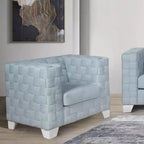 Poltrona accent Acme Furniture Saree in ciniglia azzurro chiaro/finitura bianca