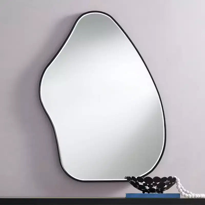 Cavandish Specchio da Parete Curvo Astratto Rotondo con Cornice in Legno Nero Opaco, Bordo Smussato, Moderno, 71 cm, per Bagno