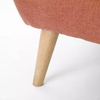 Divano GDFStudio Sheena Mid-Century Modern a 2 posti, imbottito e capitonné, 67,25 pollici